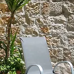 Mendi Guest house 3*