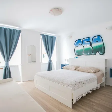 Guest house Mendi 3*