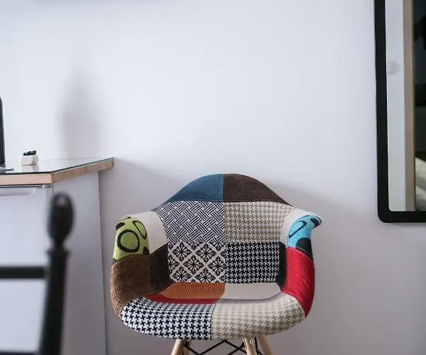 Mendi Πανσιόν